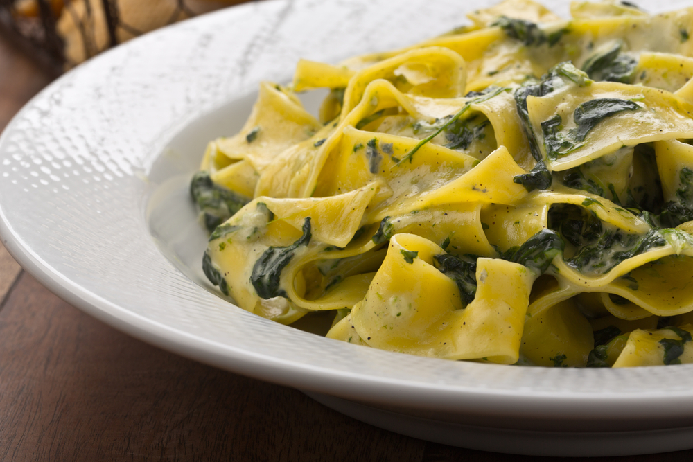 Spaghetti with spinach and lemon crème fraiche sauce