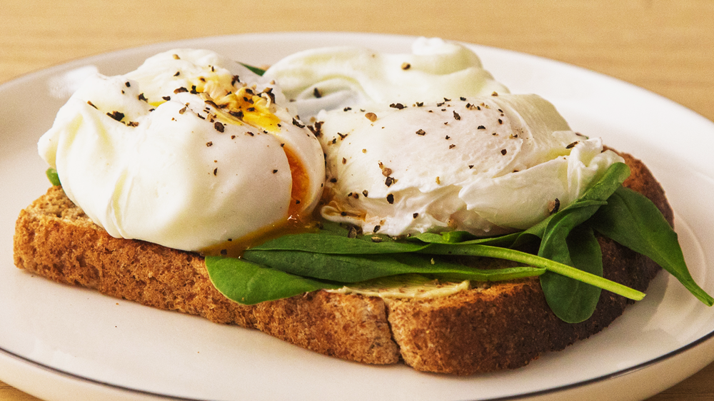 Poached eggs recipe | Safefood